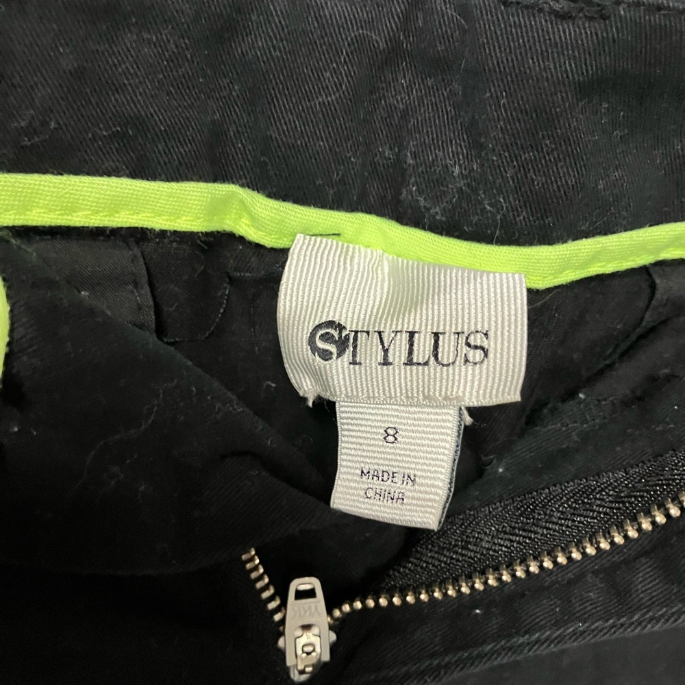 STYLUS Black Shorts